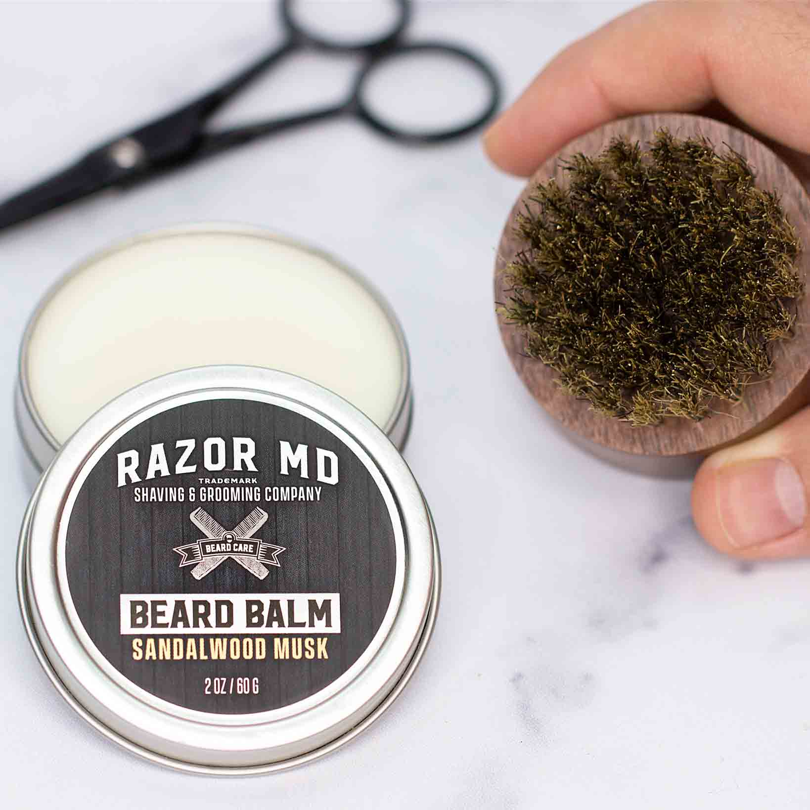 Razor MD - Bálsamo para barba con almizcle y sándalo